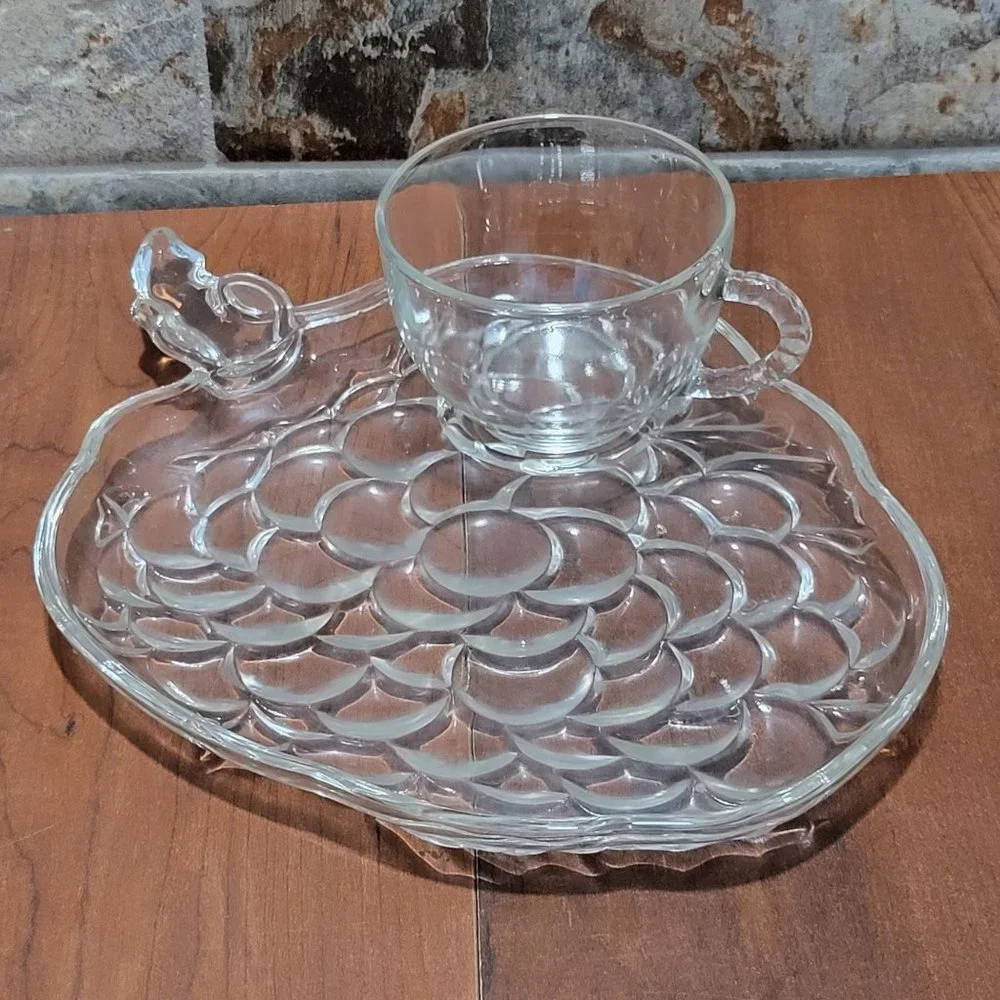 VTG Clear Glassware Snack Set 4 Four Plates Cups